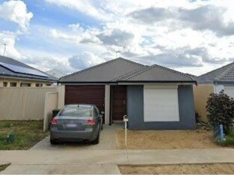 32 Siltstone Road, Haynes WA 6112