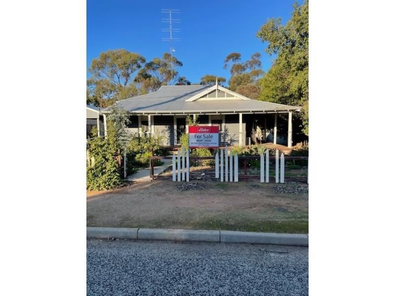 24 Georgiana Street, York WA 6302