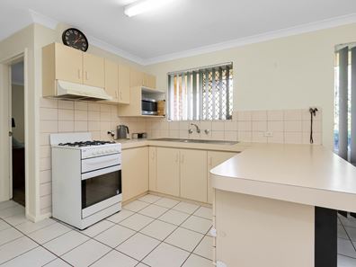 4 Cornish Way, Pinjarra WA 6208