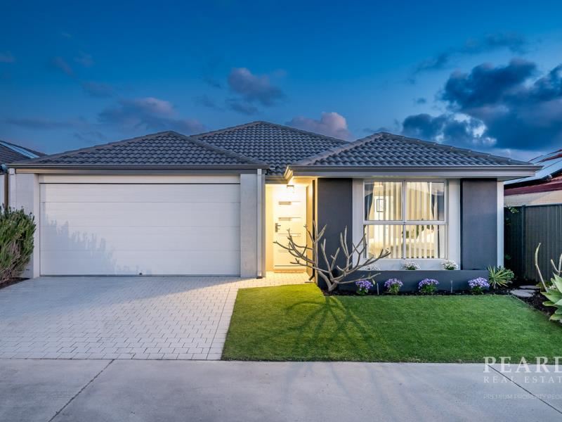 17 Selacosa Avenue, Jindalee WA 6036