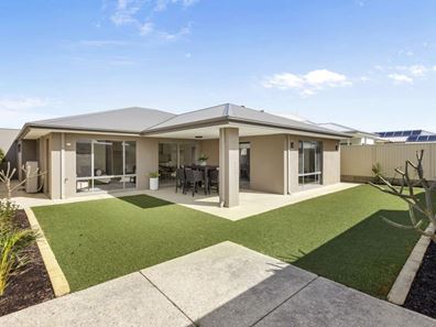 15 Garners Way, Burns Beach WA 6028