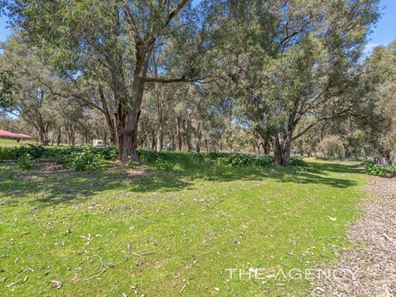 230 Mathieson Road, Chidlow WA 6556