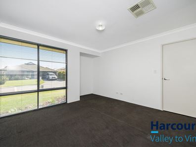 11 Doochary St, Bullsbrook WA 6084