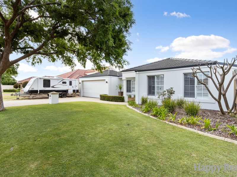 4 Engleswood Arcade, Canning Vale WA 6155