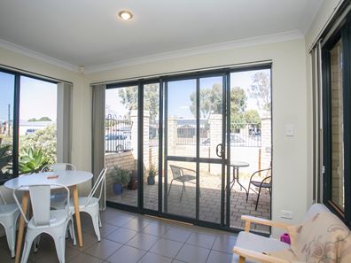 1/7 Templeman Place, Midland WA 6056