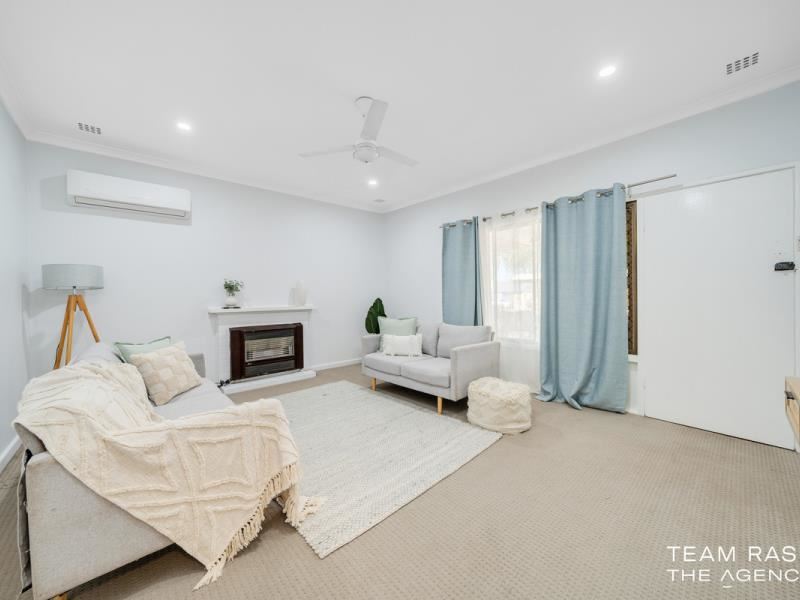 10 Barnsley Street, Queens Park WA 6107