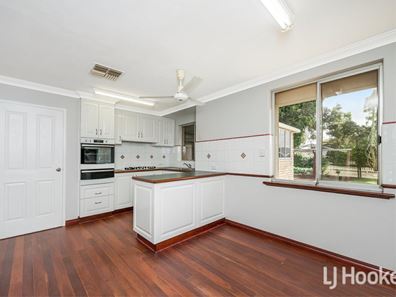 4 Gymea Court, Armadale WA 6112