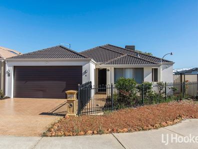 11 Liffey Street, Canning Vale WA 6155