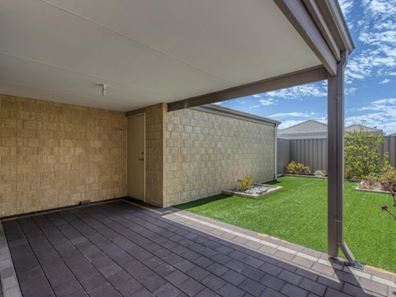 22 Holmes Street, Southern River WA 6110