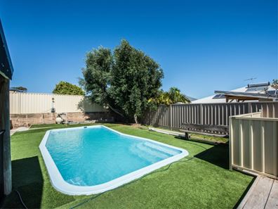 12 Coveside Way, Drummond Cove WA 6532