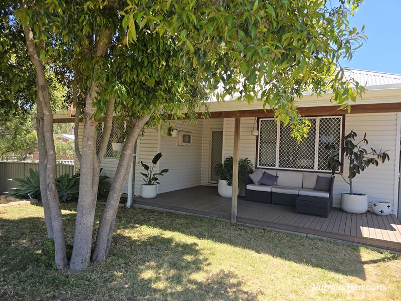 8 Bagg Street, Kojonup