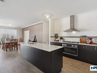 37 Tully Parade, Ellenbrook WA 6069