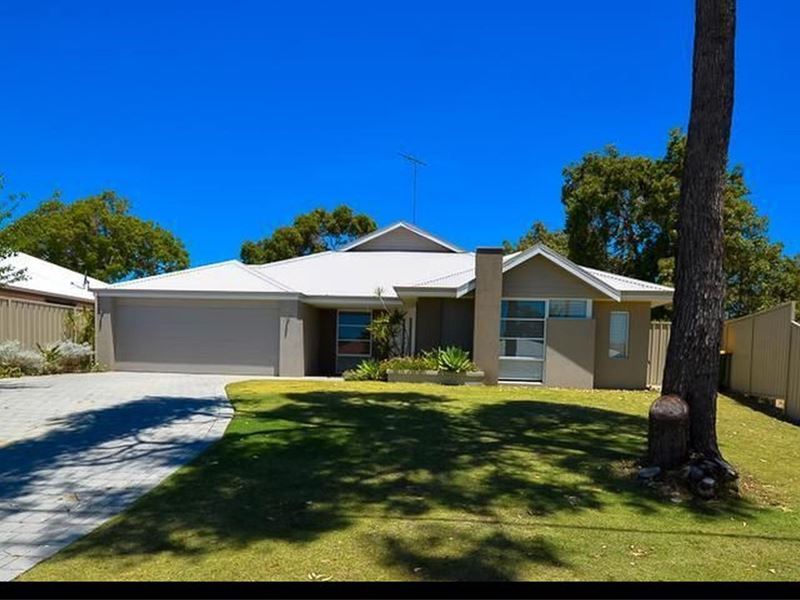 12 Sandalwood  Close, Falcon WA 6210