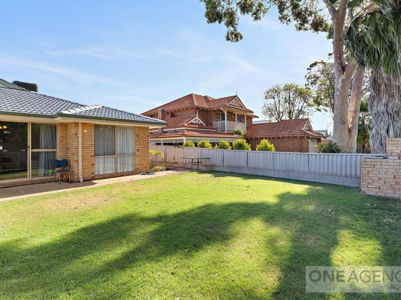 1/21 Mosaic Street East, Shelley WA 6148