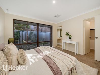 27 Allerton Way, Booragoon WA 6154