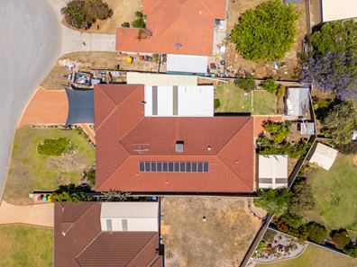 8 Ormond Place, Warnbro WA 6169