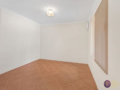 39 Sloan Drive, Leda WA 6170