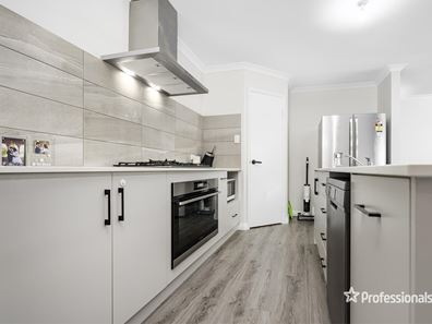 26 Jabiru Way, Waggrakine WA 6530