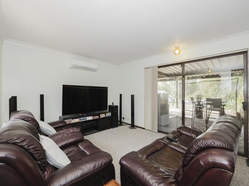 28B Nicholl Street, Glen Forrest WA 6071