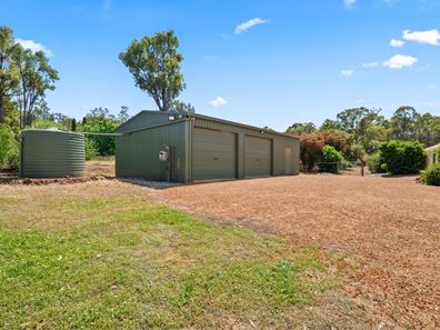 6 Rhodes Place, Jarrahdale WA 6124