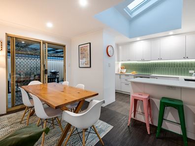 4/15 Hammad Street, Palmyra WA 6157