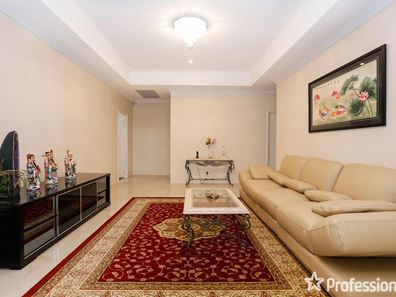 57 Raeside Drive, Landsdale WA 6065