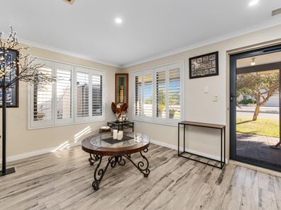 21 Lennox Drive, Secret Harbour WA 6173
