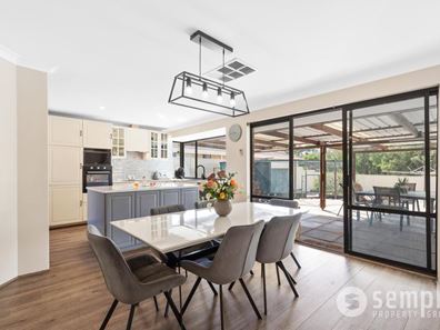 5 Cygnet Place, Forrestdale WA 6112