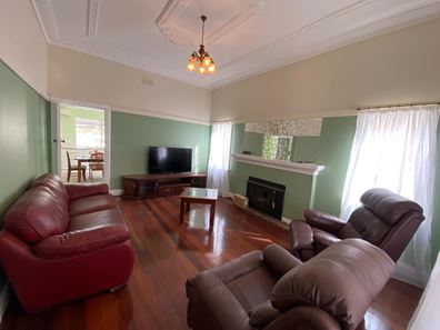 11 Falcon Street, Narrogin WA 6312
