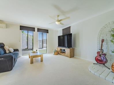 31 Killara Way, Craigie WA 6025