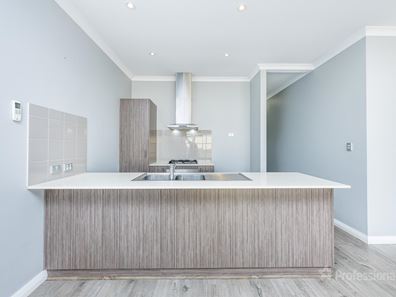 41 Aureate Way, Eglinton WA 6034