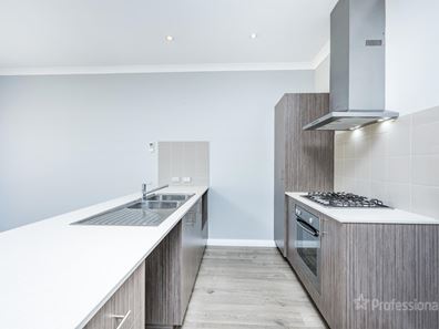 41 Aureate Way, Eglinton WA 6034