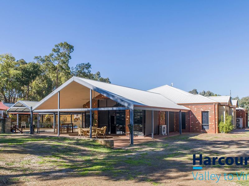 258 Santa Gertrudis Drive, Lower Chittering