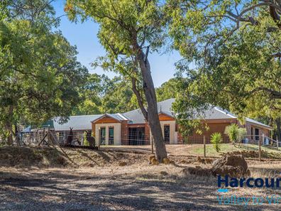 258 Santa Gertrudis Drive, Lower Chittering WA 6084