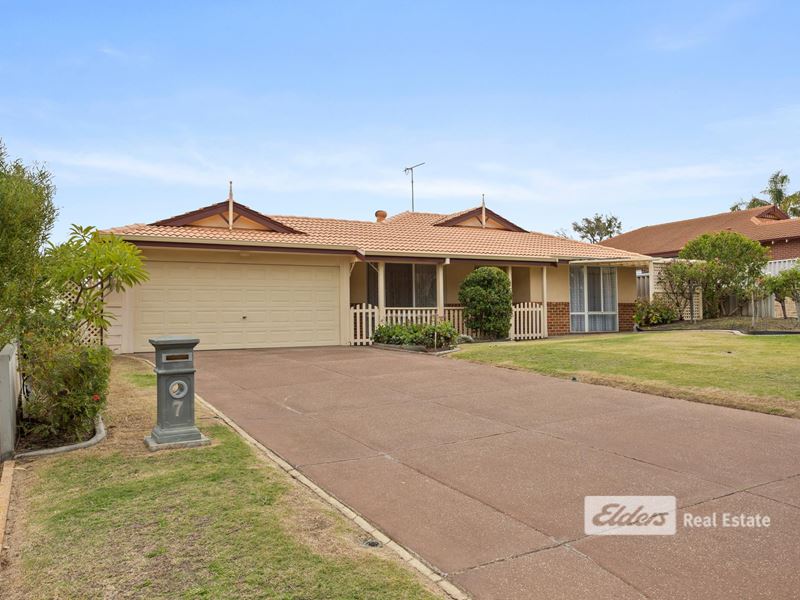 7 Keble Heights, College Grove