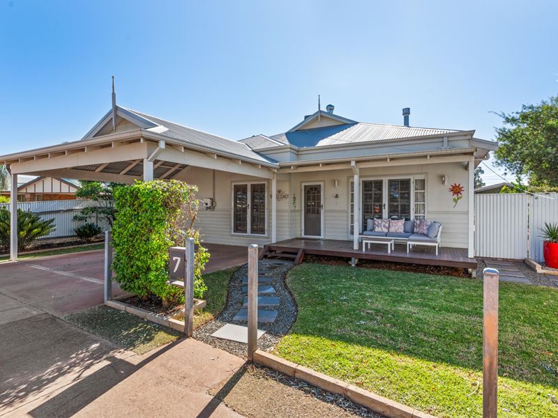 7 Rosenberg Crescent, Kalgoorlie