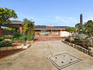 21 Kurrat Elbow, South Guildford WA 6055