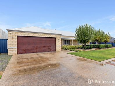 34 Sultana Road West, High Wycombe WA 6057