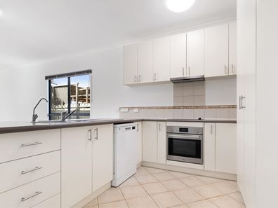16 Windgrass Way, Nickol WA 6714
