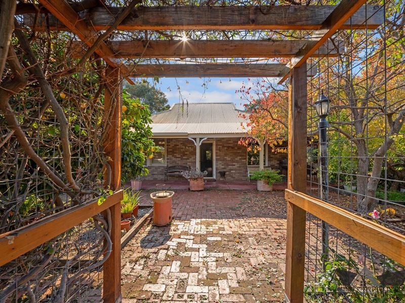 43 Old Brickworks Road, Byford