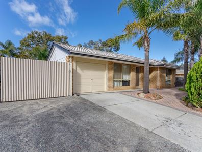 26 Powell Crescent, Brookdale WA 6112