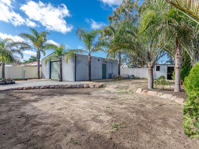 26 Powell Crescent, Brookdale WA 6112