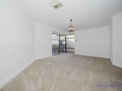 35 Staunton Vale, Carramar WA 6031