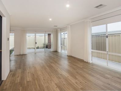 14 Chicago Way, Dunsborough WA 6281