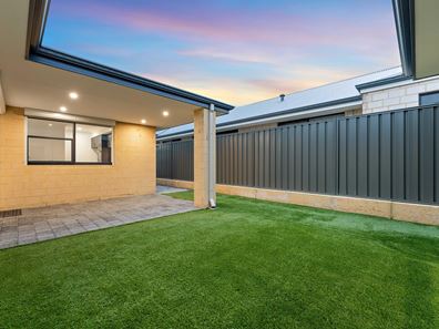 12 Sugargum Rise, Kiara WA 6054