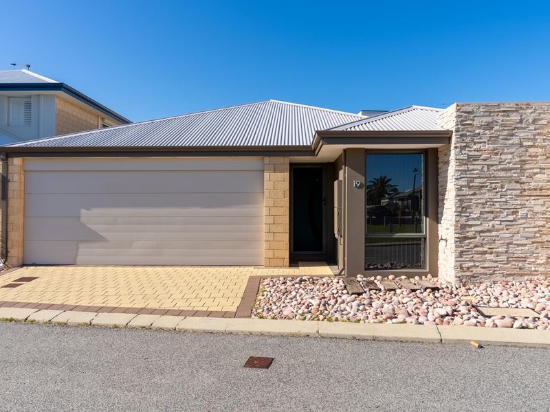 19/19 Malibu Road, Safety Bay WA 6169