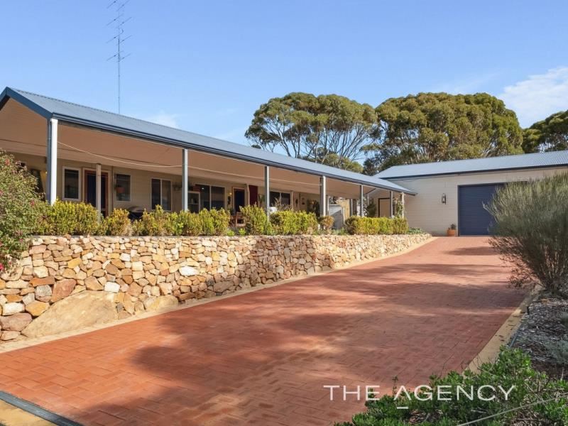 471 Doodenanning Road, Greenhills