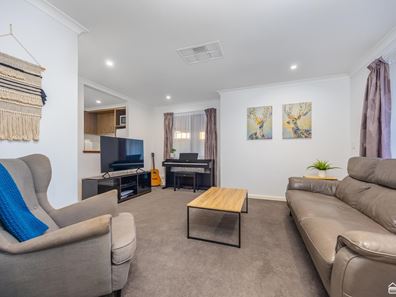 70 Morgan Road, Seville Grove WA 6112