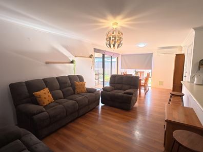 53b Eagle Crescent, Eaton WA 6232