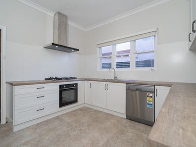 112 Essex Street, Wembley WA 6014